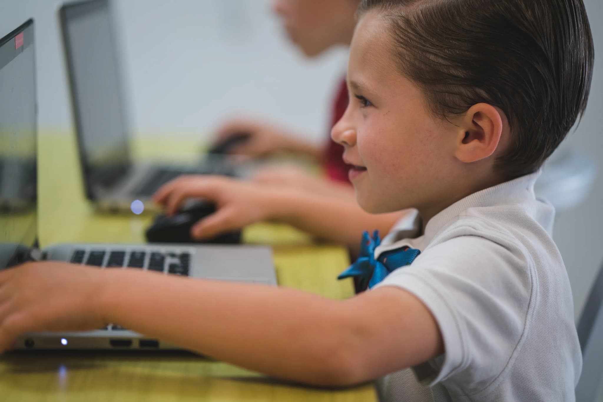student in hive of thinkrs coding class in Miami