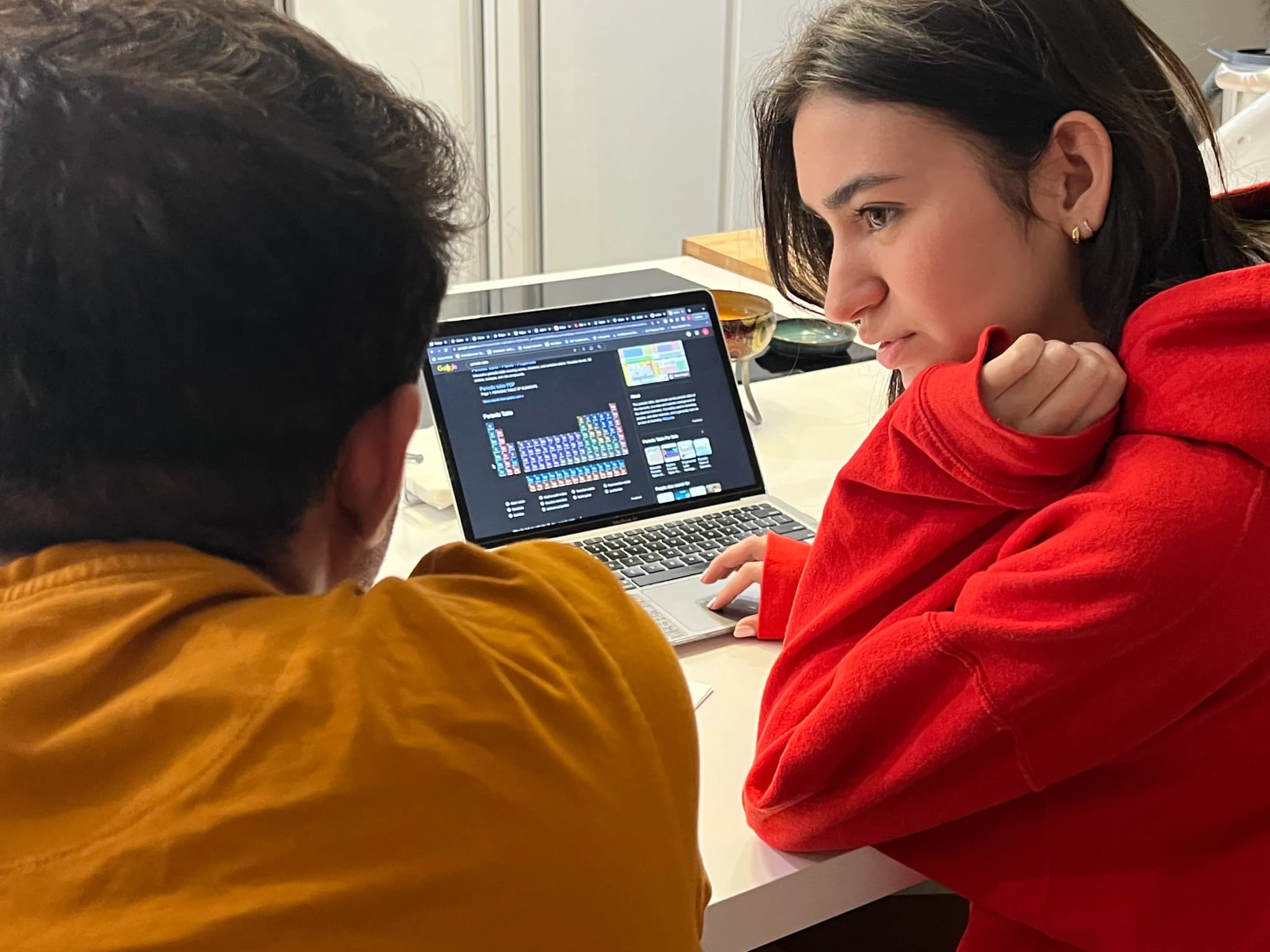student in hive of thinkrs science class in Miami